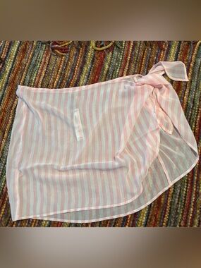 Victoria's Secret classic Pink & White Striped sarong size large beachwear
